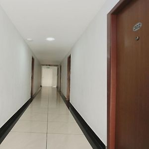 Super Townhouse Malabar Illam